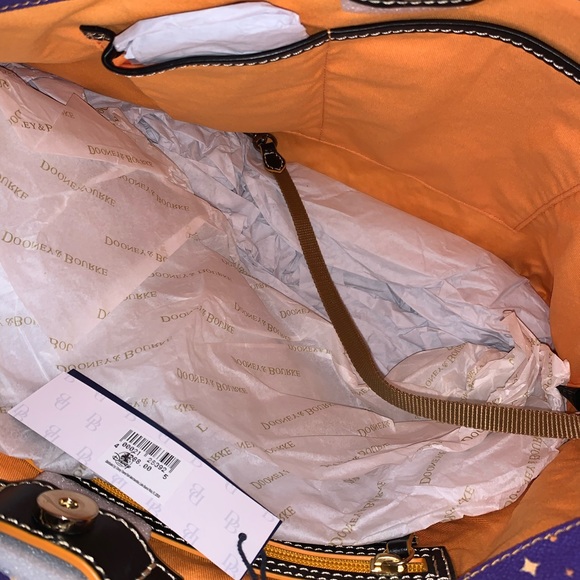 Disney dooney and Bourke hocus pocus tote - Picture 6 of 6